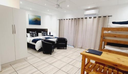 Deluxe Family Suite