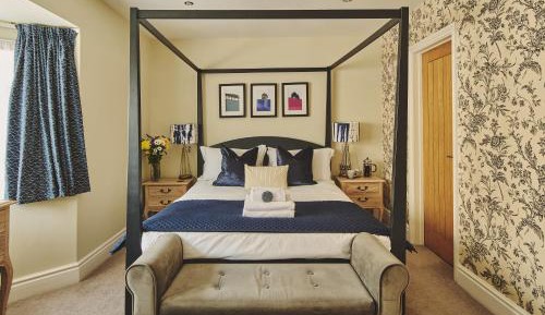Superior King Room