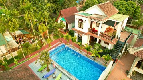 Deluxe Bungalow with Garden View
