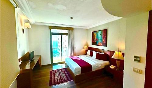 Executive Suite