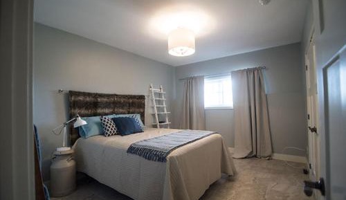 Queen Room
