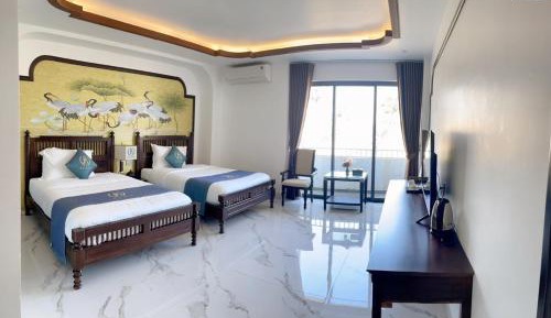 Deluxe Double or Twin Room