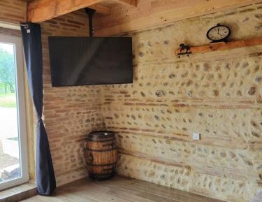 Deluxe Queen Studio 