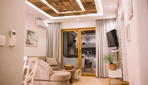 Superior Two-Bedroom Apartment with Balcony