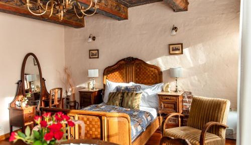 Comfort Apartment with Old Town View 