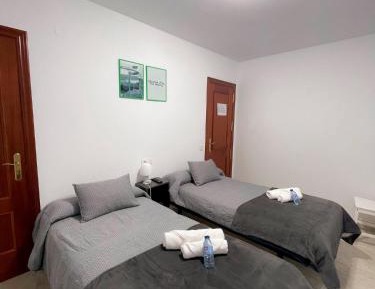 Twin Room with Private Bathroom