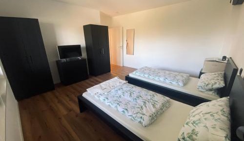 Standard Twin Room with Garden View
