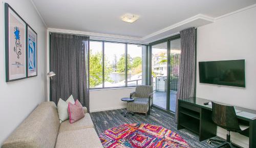 Standard Suite