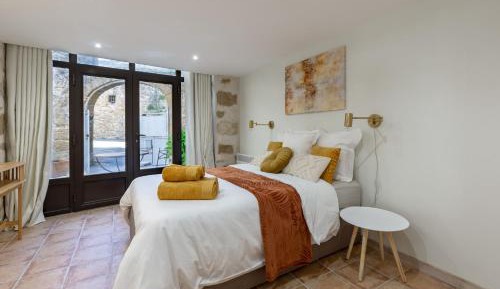 Deluxe Double Room with Shower