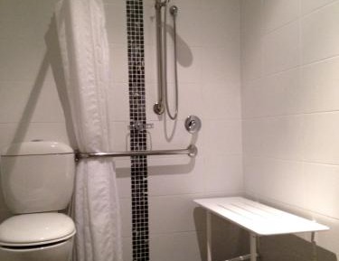 Queen Room - Disability Access