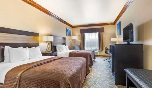 Standard Room with Two Queen Beds