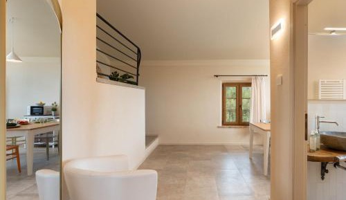 Apartment with Garden View