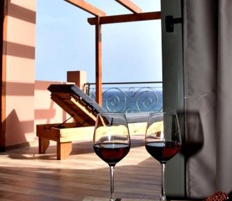 Deluxe Suite with Sea View