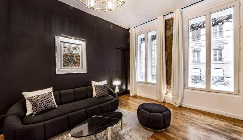 Superior Apartment