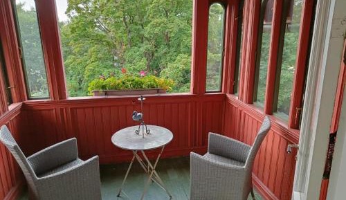 Balcony Room