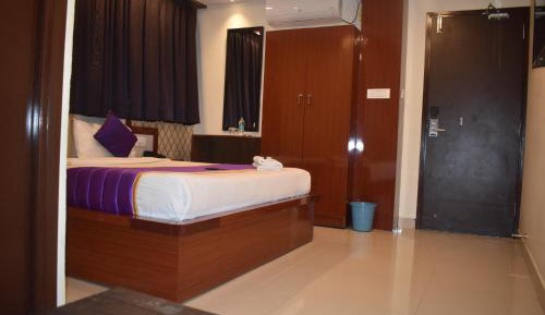 Queen Room