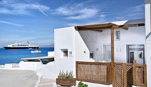 Maisonette with Outdoor Hot Tub and Windmill View - Annex Building 