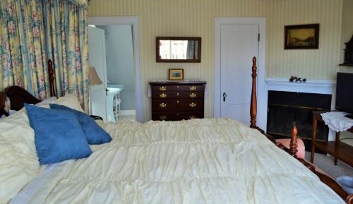 King Suite with Balcony