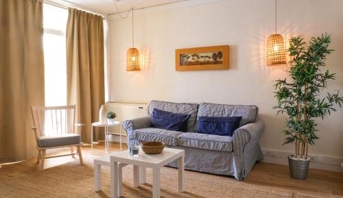 Apartment with Garden View