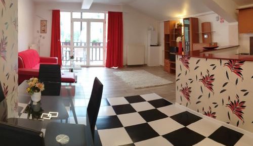 Two-Bedroom Apartment (6 Adults)