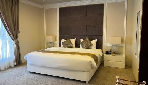 Junior King Suite