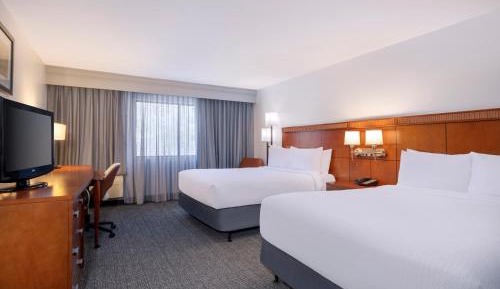 Double Room with Two Double Beds - Hearing Accessible 
