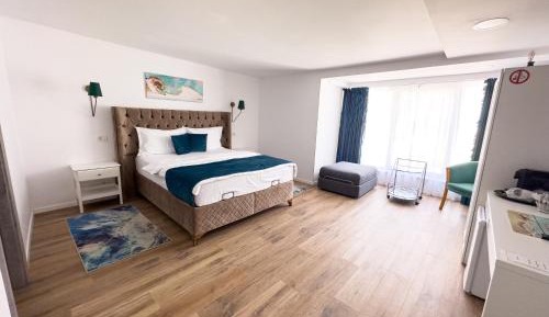 King Room with Garden View