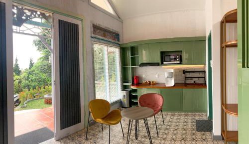 Queen Room