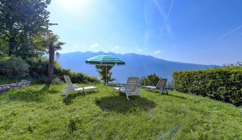 Premium Two-Bedroom Apartment with Garden