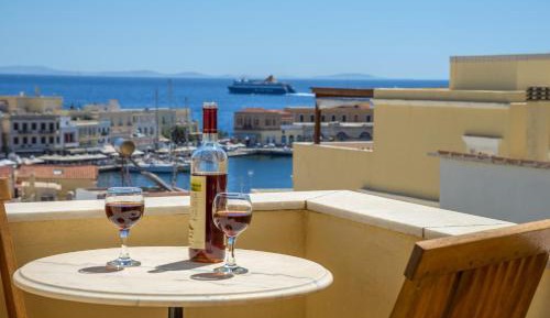Superior Room with Balcony and Ρartial Sea View