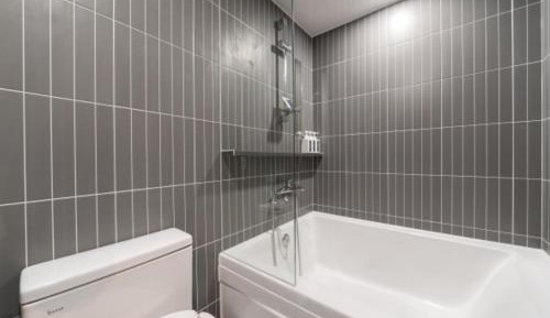 Deluxe Double Room with Bath
