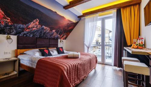 Deluxe Apartment