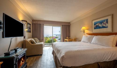 Queen Room with Sea View