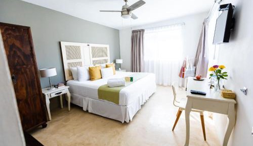 Deluxe Suite