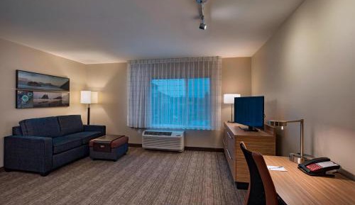 One-Bedroom Suite