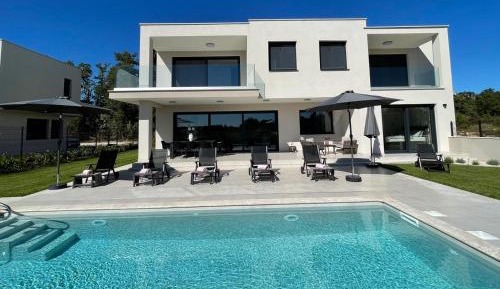 Villa with Sea View
