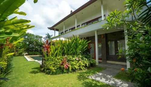 Deluxe Garden Room