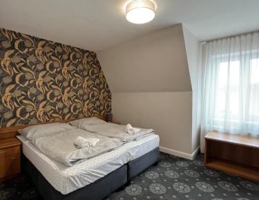 Double or Twin Room with Shower