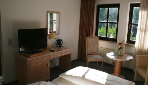 Classic Single Room