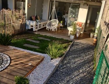 One-Bedroom Apartment with Garden