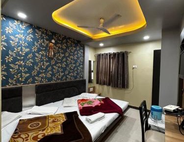 Deluxe Family Room with Air Conditioning