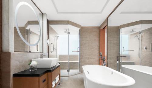 Executive King Room