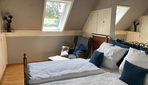 Double Room with Private Bathroom