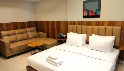 Superior King Room