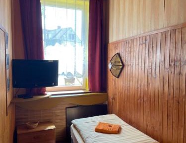 Single Room with Private Bathroom
