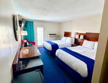 Quadruple Room with Balcony