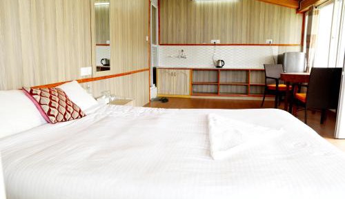 Double Room with Lake View