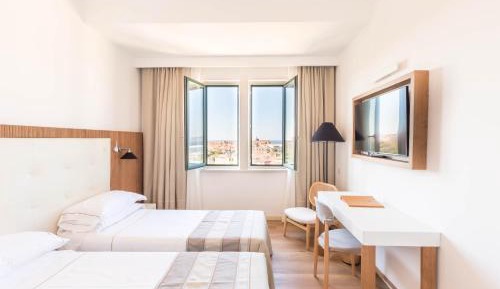 Superior Double or Twin Room with Sea View