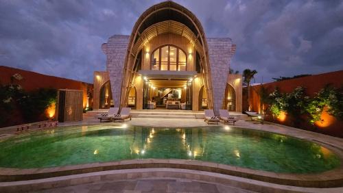 Villa with Private Pool