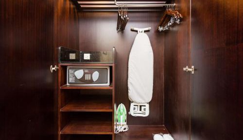 Junior Suite - Non-Smoking(10% Discount on Food & Soft Beverages,Up to 20% Discount on SPA)